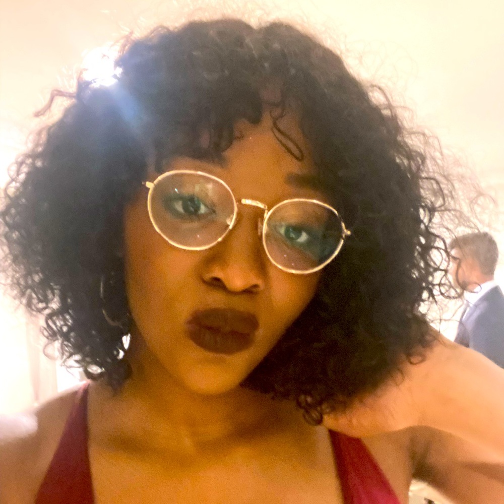 Meet your Posher, Tania